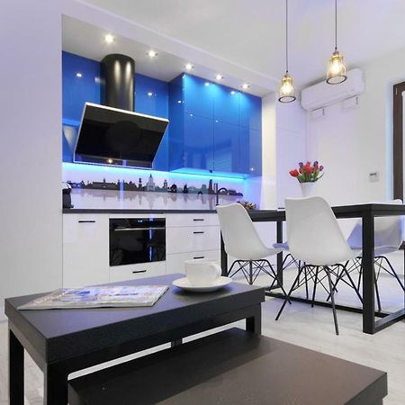 Bulwary Wislane P&O Serviced Apartments With Ac Варшава Екстериор снимка