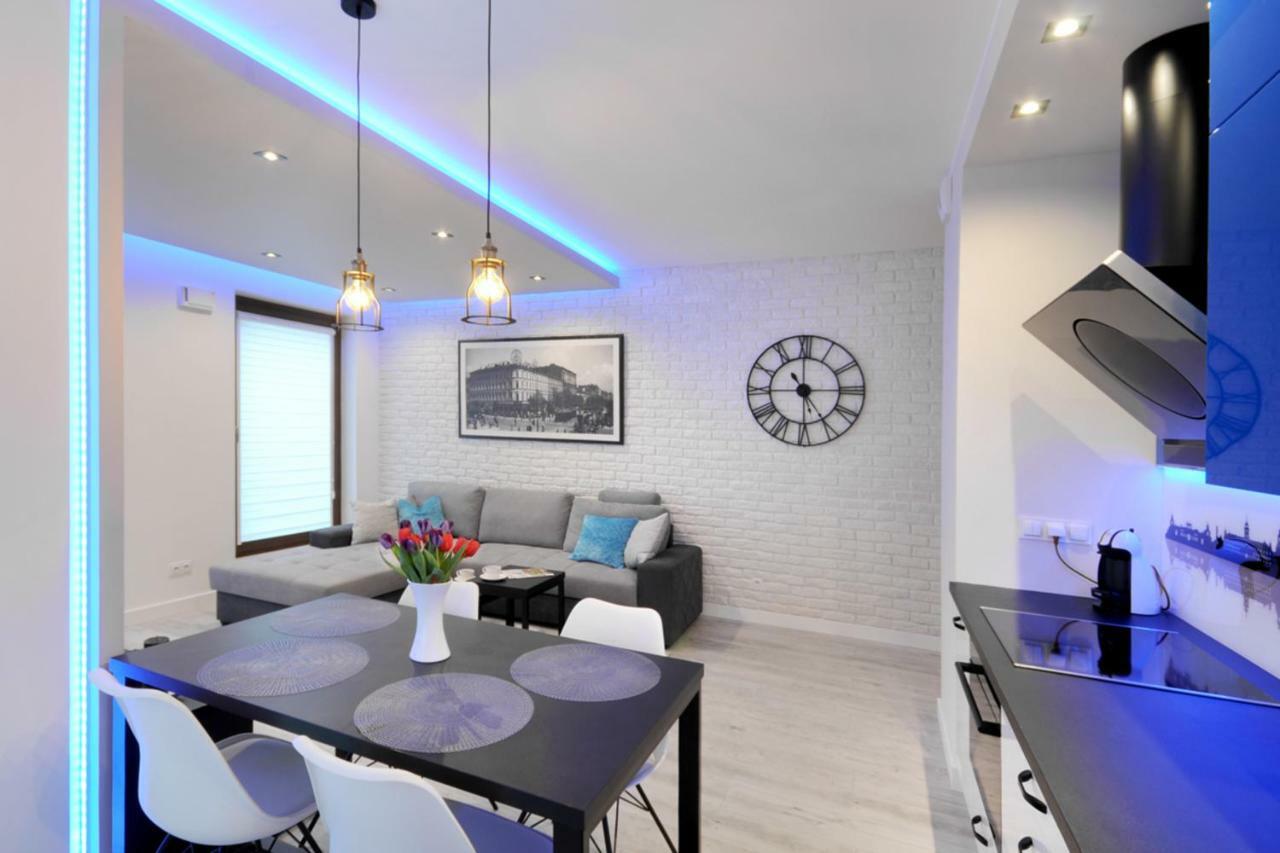 Bulwary Wislane P&O Serviced Apartments With Ac Варшава Екстериор снимка