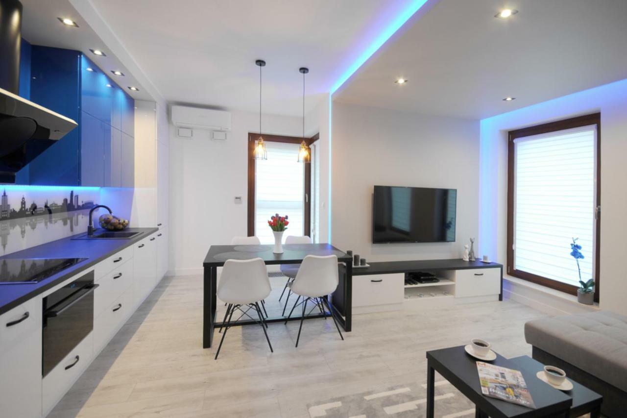 Bulwary Wislane P&O Serviced Apartments With Ac Варшава Екстериор снимка