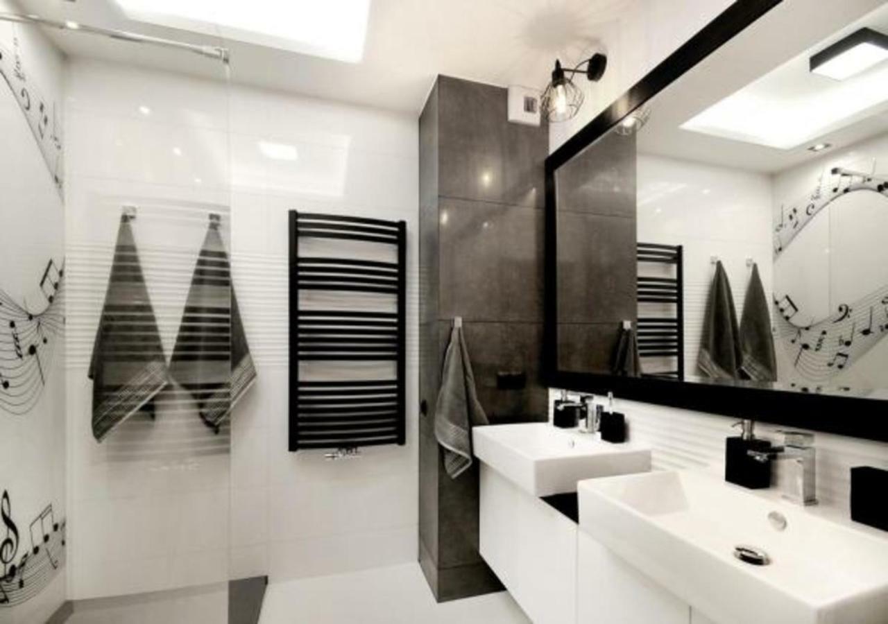 Bulwary Wislane P&O Serviced Apartments With Ac Варшава Екстериор снимка