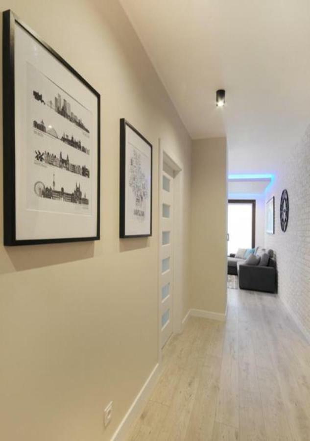 Bulwary Wislane P&O Serviced Apartments With Ac Варшава Екстериор снимка