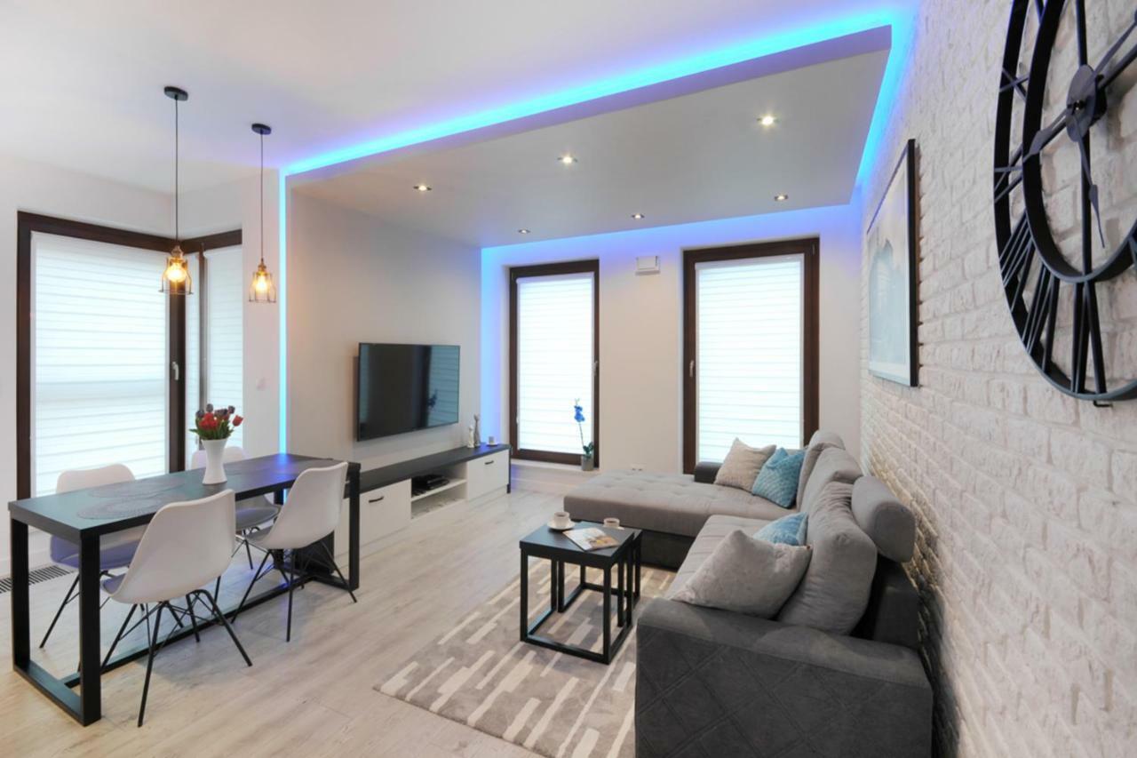 Bulwary Wislane P&O Serviced Apartments With Ac Варшава Екстериор снимка