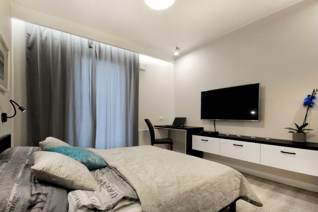 Bulwary Wislane P&O Serviced Apartments With Ac Варшава Екстериор снимка